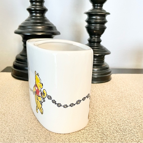 NWT Winnie the Pooh Daisy Chain Toothbrush Holder/Rinse Cup Set - Picture 6 of 11